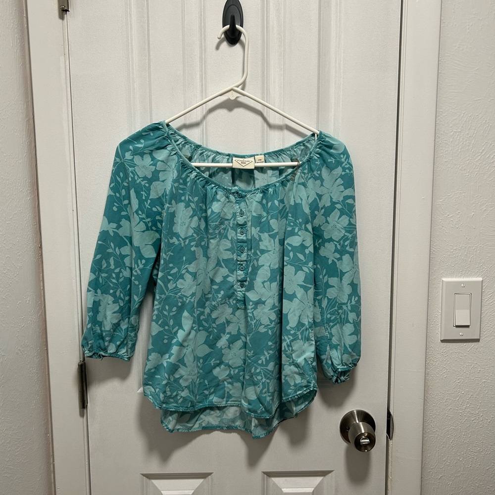 St. John's Bay Light Blue Floral Blouse